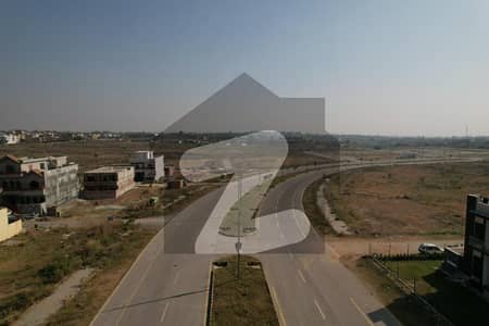 Residential Corner Plot For Sale In G-14/2 Islamabad | 35x70 (272 Sq. Yds) | Demand: Rs. 3.65 Crore