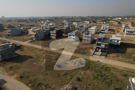 Plot For Sale In G-13/1, Islamabad | 10 Marla | Park & un Facing | Easy Access From Kashmir Highway