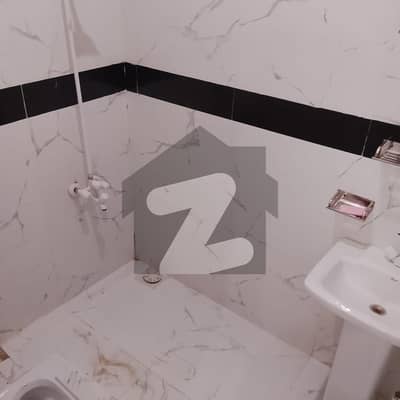 RAINBOW TOWER FLAT AVAILABLE FOR SALE LEASE FLAT | water Sui gas KE AVAILABLE | LIFT operation 24/7