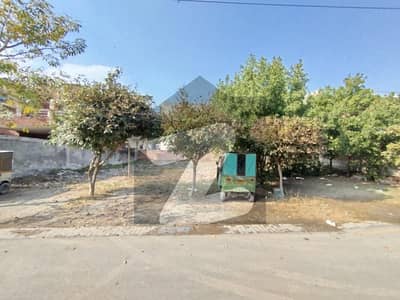 34 Marla Plot at prime location Final Price