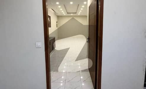 02 BEDROOM UNFURNISHED APARTMENT AVAILABLE FOR RENT AT GULBERG GREEN ISLAMABAD 02 BEDROOM UNFURNISHED APARTMENT AVAILABLE FOR RENT AT GULBERG GREEN ISLAMABAD