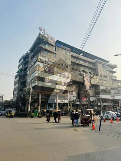 کینال روڈ فیصل آباد میں 2 کنال دفتر 8.0 لاکھ میں کرایہ پر دستیاب ہے۔