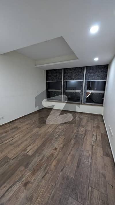 Executive 2-Bed Apartment With Study For Rent In Centaurus Mall, Tower A