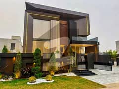 100 % ORIGNAL KANAL EYE CATCHING SUPERB LUXURY BUNGALOW FOR SALE