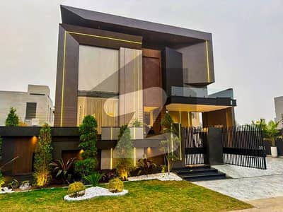 ڈی ایچ اے فیز 6 ڈیفنس (ڈی ایچ اے),لاہور میں 6 کمروں کا 1 کنال مکان 8.99 کروڑ میں برائے فروخت۔