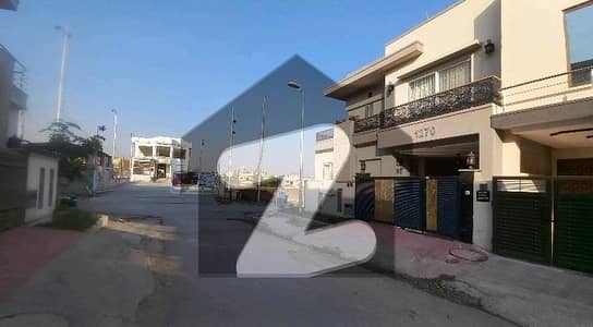 بحریہ ٹاؤن فیز 8 ۔ عثمان بلاک بحریہ ٹاؤن فیز 8 ۔ سفاری ویلی,بحریہ ٹاؤن فیز 8,بحریہ ٹاؤن راولپنڈی,راولپنڈی میں 3 کمروں کا 7 مرلہ بالائی پورشن 42.0 ہزار میں کرایہ پر دستیاب ہے۔ بحریہ ٹاؤن فیز 8 ۔ عثمان بلاک بحریہ ٹاؤن فیز 8 ۔ سفاری ویلی,بحریہ ٹاؤن فیز 8,بحریہ ٹاؤن راولپنڈی,راولپنڈی میں 3 کمروں کا 7 مرلہ بالائی پورشن 42.0 ہزار میں کرایہ پر دستیاب ہے۔