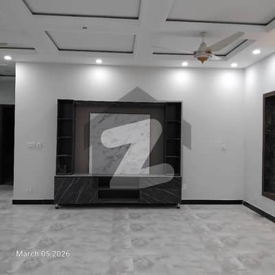 جی ۔ 13 اسلام آباد میں 7 کمروں کا 10 مرلہ مکان 3.0 لاکھ میں کرایہ پر دستیاب ہے۔