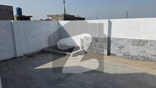 ال حفیظ گارڈن فیز 2 - عمران بلاک الحفیظ گارڈن - فیز 2,مین کینال بینک روڈ,لاہور میں 3 کمروں کا 3 مرلہ مکان 1.1 کروڑ میں برائے فروخت۔