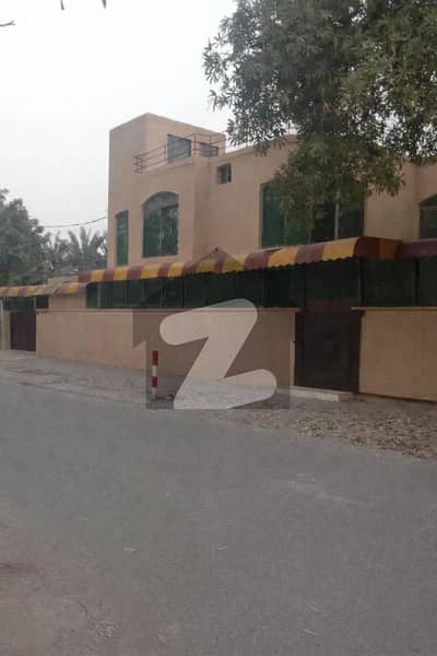 گلبرگ 3 گلبرگ,لاہور میں 11 کمروں کا 2 کنال مکان 12.0 لاکھ میں کرایہ پر دستیاب ہے۔