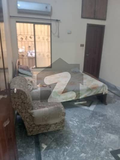 House 5 Marla For Sale In Clifton Colony