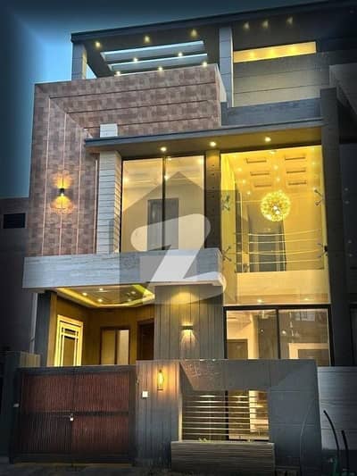 پارک ویو سٹی لاہور میں 3 کمروں کا 4 مرلہ مکان 1.2 کروڑ میں برائے فروخت۔