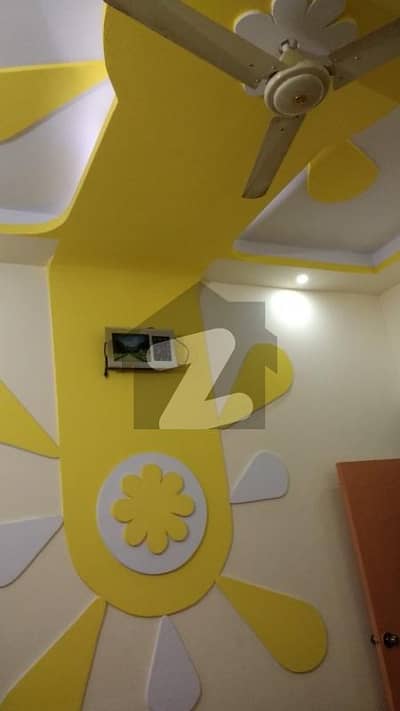 مشرقی سوسائٹی سکیم 33 - سیکٹر 52-اے,سکیم 33,کراچی میں 4 کمروں کا 5 مرلہ مکان 1.85 کروڑ میں برائے فروخت۔