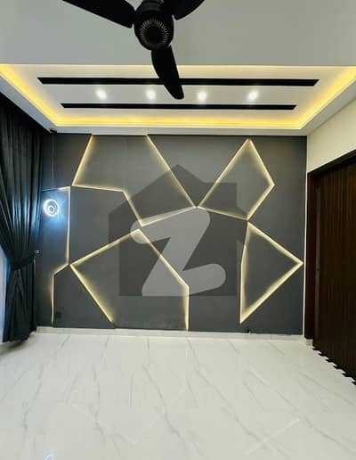 10 Marala House Available For Rent