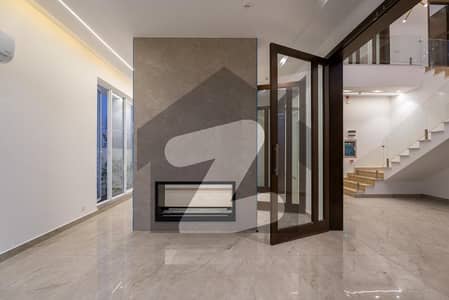 ڈی ایچ اے فیز 7 ڈیفنس (ڈی ایچ اے),لاہور میں 3 کمروں کا 1 کنال بالائی پورشن 1.5 لاکھ میں کرایہ پر دستیاب ہے۔