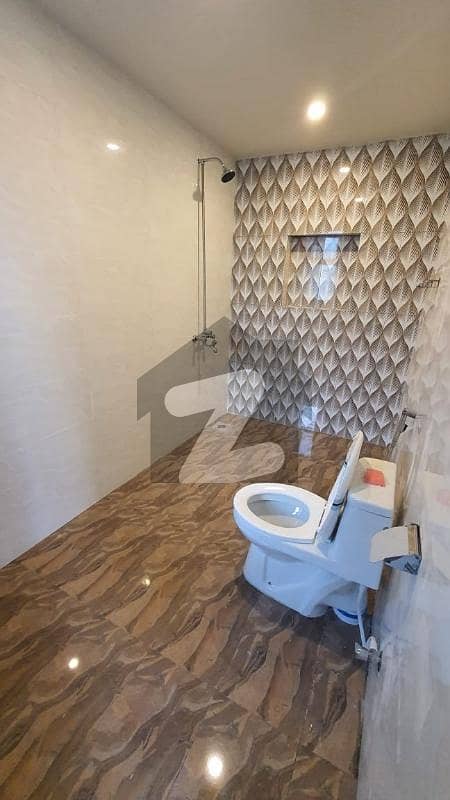 F-8 fully renovated upper portion 2 kanal 4bed attach bath F-8 fully renovated upper portion 2 kanal 4bed attach bath