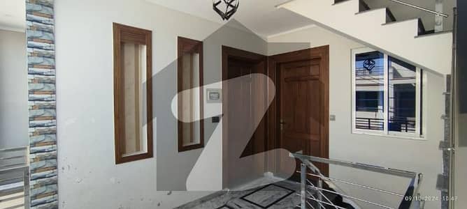 7 Marla Double Storey House Available For Rent