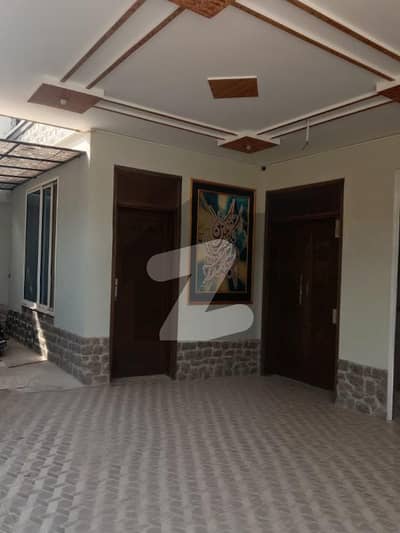 واپڈا ٹاؤن فیز 1 واپڈا ٹاؤن,ملتان میں 2 کمروں کا 8 مرلہ زیریں پورشن 55.0 ہزار میں کرایہ پر دستیاب ہے۔