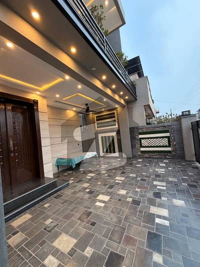 8 Marla Luxury House Available For Rent Is Prime Location DHA Phase 9 Town Block-C Lahore. 4 Bed Attach Bath Commodition Only Rent [160,000] PKR