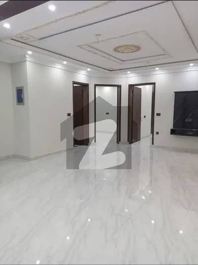 فارمانئیٹس ہاؤسنگ سکیم لاہور میں 3 کمروں کا 10 مرلہ زیریں پورشن 65.0 ہزار میں کرایہ پر دستیاب ہے۔