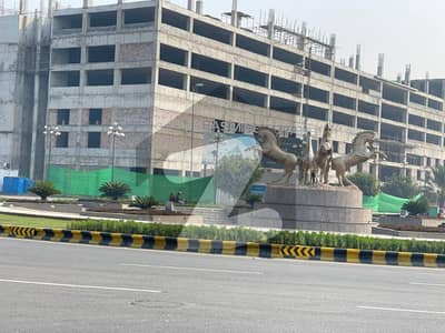 بحریہ ٹاؤن رفیع بلاک بحریہ ٹاؤن سیکٹر ای,بحریہ ٹاؤن,لاہور میں 5 مرلہ کمرشل پلاٹ 5.75 کروڑ میں برائے فروخت۔