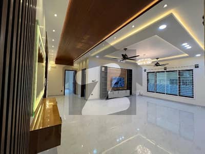 1 Kanal full house available for rent in dha phase 5