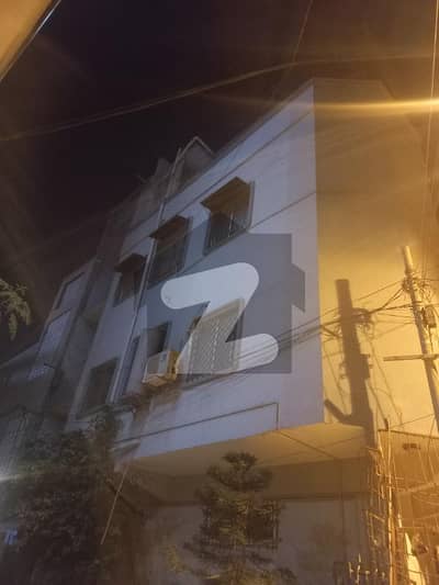 گلشن اقبال - بلاک 10-اے گلشنِ اقبال,گلشنِ اقبال ٹاؤن,کراچی میں 2 کمروں کا 5 مرلہ فلیٹ 1.35 کروڑ میں برائے فروخت۔