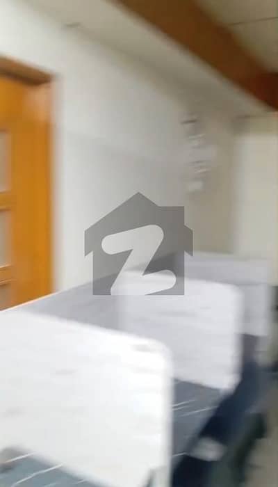 3500sq ft office for rent Gulshan Iqbal block 13. c 5th floor lift available opp Urdu university