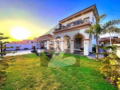 بحریہ ٹاؤن فیز 8 بحریہ ٹاؤن راولپنڈی,راولپنڈی میں 6 کمروں کا 1 کنال مکان 14.95 کروڑ میں برائے فروخت۔