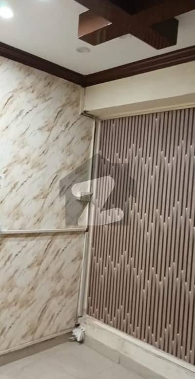 فیصل ٹاؤن لاہور میں 1 مرلہ دکان 1.25 لاکھ میں کرایہ پر دستیاب ہے۔