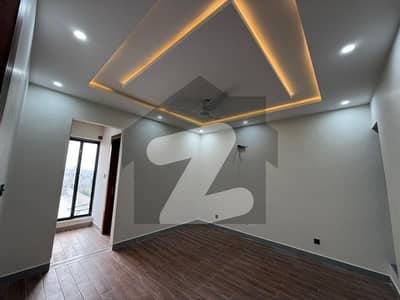 بحریہ ٹاؤن فیز 8 ۔ بلاک ای بحریہ ٹاؤن فیز 8,بحریہ ٹاؤن راولپنڈی,راولپنڈی میں 3 کمروں کا 10 مرلہ بالائی پورشن 85.0 ہزار میں کرایہ پر دستیاب ہے۔