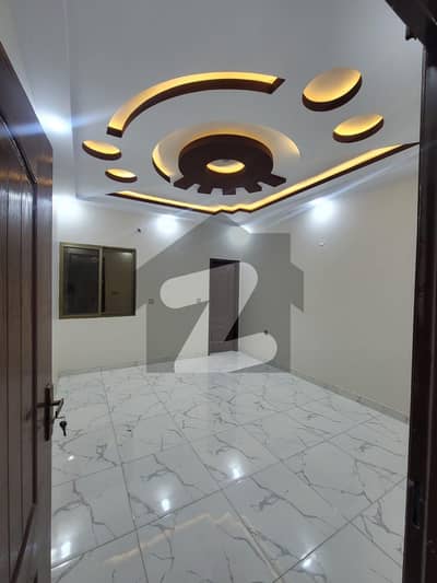 کے این گوہر گرین سٹی کراچی میں 7 کمروں کا 5 مرلہ مکان 3.7 کروڑ میں برائے فروخت۔