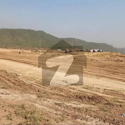 مارگلہ انکلیو مارگلہ ایونیو,اسلام آباد میں 1 کنال رہائشی پلاٹ 7.15 کروڑ میں برائے فروخت۔ مارگلہ انکلیو مارگلہ ایونیو,اسلام آباد میں 1 کنال رہائشی پلاٹ 7.15 کروڑ میں برائے فروخت۔