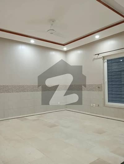 ای ۔ 11 اسلام آباد میں 4 کمروں کا 1 کنال بالائی پورشن 1.45 لاکھ میں کرایہ پر دستیاب ہے۔