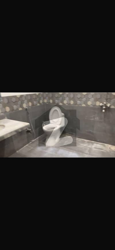 آئی ای پی انجینئرز ٹاؤن لاہور میں 3 کمروں کا 1 کنال زیریں پورشن 95.0 ہزار میں کرایہ پر دستیاب ہے۔