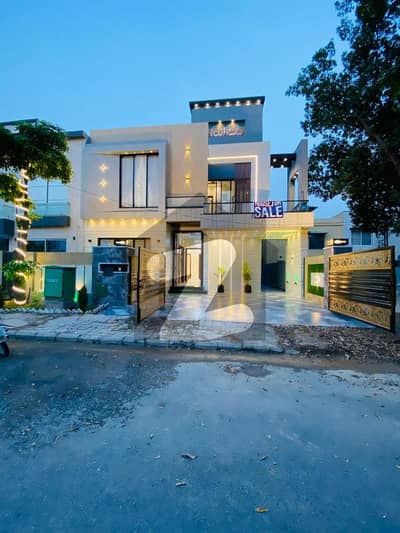 10 MARLA LUXURY HOUSE F0R SALE IN HUSSAIN EXT BAHRIA T0WN LAHORE