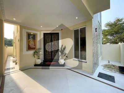 Brand New House For Rent In 9 Town