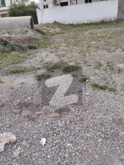 ڈی ۔ 12 اسلام آباد میں 4 مرلہ رہائشی پلاٹ 2.95 کروڑ میں برائے فروخت۔