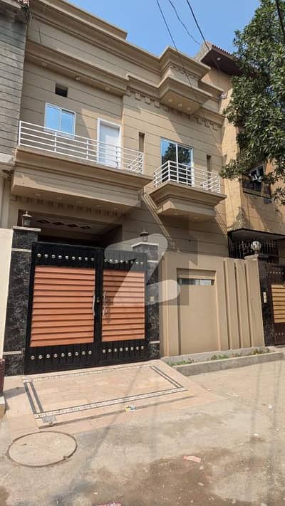 وائٹل ہومز اے اے وائٹل ہومز ہاؤسنگ سکیم,لاہور میں 3 کمروں کا 3 مرلہ مکان 1.3 کروڑ میں برائے فروخت۔