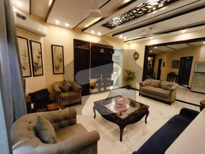 ڈی ایچ اے فیز 7 ڈیفنس (ڈی ایچ اے),لاہور میں 5 کمروں کا 1 کنال مکان 5.5 لاکھ میں کرایہ پر دستیاب ہے۔