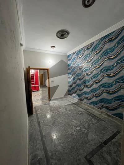 ماڈل ٹاؤن سرگودھا میں 4 کمروں کا 4 مرلہ مکان 1.2 کروڑ میں برائے فروخت۔