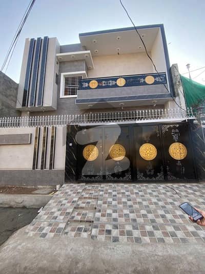 خیابان صادق سرگودھا میں 5 کمروں کا 7 مرلہ مکان 3.5 کروڑ میں برائے فروخت۔