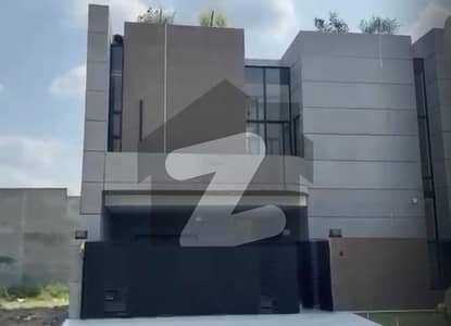 گلبرگ ریزیڈنشیا گلبرگ,اسلام آباد میں 4 کمروں کا 10 مرلہ مکان 7.25 کروڑ میں برائے فروخت۔