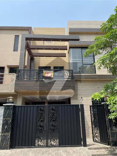 5 Marla New House For Sale-Stylish Design And Quality Finishing