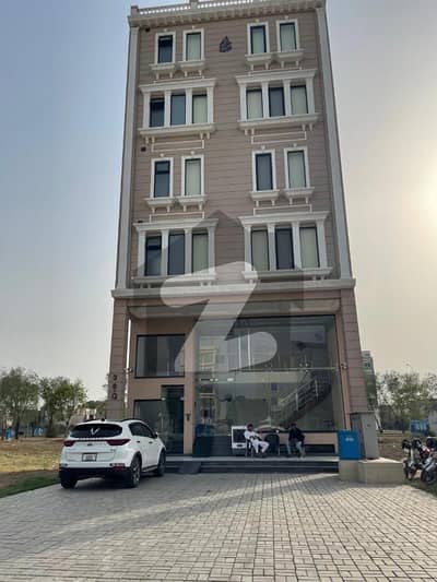 ڈی ایچ اے فیز 8 ڈیفنس (ڈی ایچ اے),لاہور میں 4 کمروں کا 4 مرلہ عمارت 8.5 کروڑ میں برائے فروخت۔