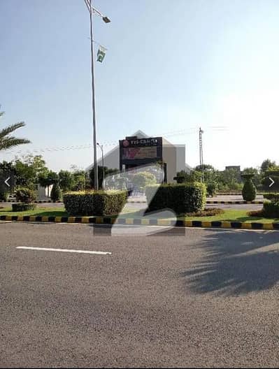 5 Marla Prime Location Commercial Plot Available For Sale