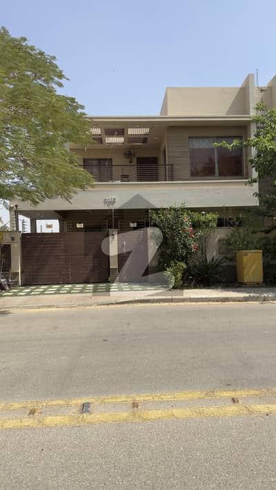 Precinct 1 272 Sq Yd Villa Slightly Used Available On Sale