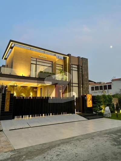 ڈی ایچ اے فیز 6 - بلاک ایم فیز 6,ڈیفنس (ڈی ایچ اے),لاہور میں 5 کمروں کا 1 کنال مکان 8.75 کروڑ میں برائے فروخت۔