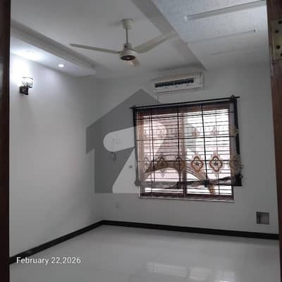 جی ۔ 13/1 جی ۔ 13,اسلام آباد میں 2 کمروں کا 7 مرلہ زیریں پورشن 85.0 ہزار میں کرایہ پر دستیاب ہے۔