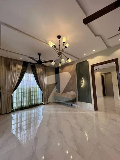 10 Marla Brand New luxury Upper Portion For Rent In Overseas B Block Bahria Town Lahore