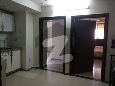 بحریہ ٹاؤن ۔ سوِک سینٹر بحریہ ٹاؤن فیز 4,بحریہ ٹاؤن راولپنڈی,راولپنڈی میں 2 کمروں کا 4 مرلہ فلیٹ 45.0 ہزار میں کرایہ پر دستیاب ہے۔